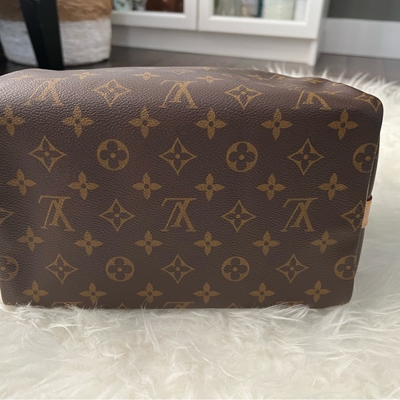 Sold! Louis Vuitton Speedy 25 - Picture 4 of 15